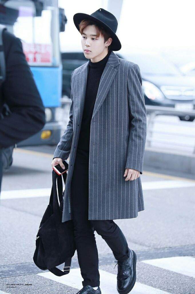 JIMIN's AIRPORT FASHION ARMY's Amino