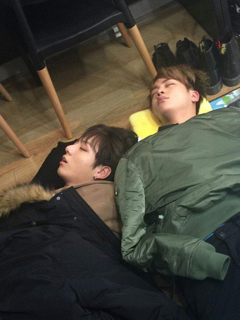 Jin And Jungkook Sleeping K Pop Amino