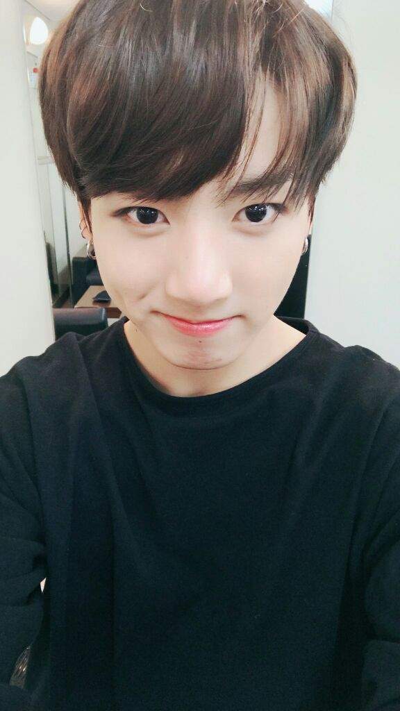 防弾少年団 Japan Official Bts Message Jungkook 名古屋でのファンミーティング 本当に楽しかったです また会える日まで元気でいてください 皆さんのことを思いながら頑張ります またね Jungkook Bts 防弾少年団 T Co Y3nw0rksnm