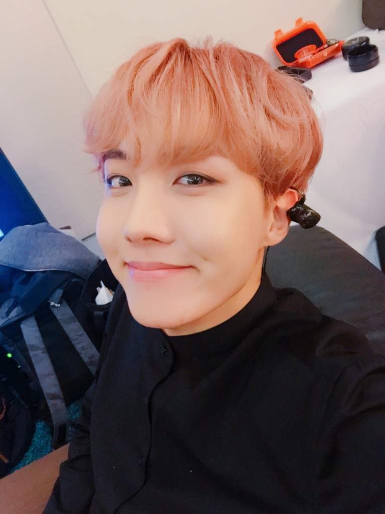 J-hope with orange hair😍😍🍊🍊🍊🍊 | ARMY's Amino