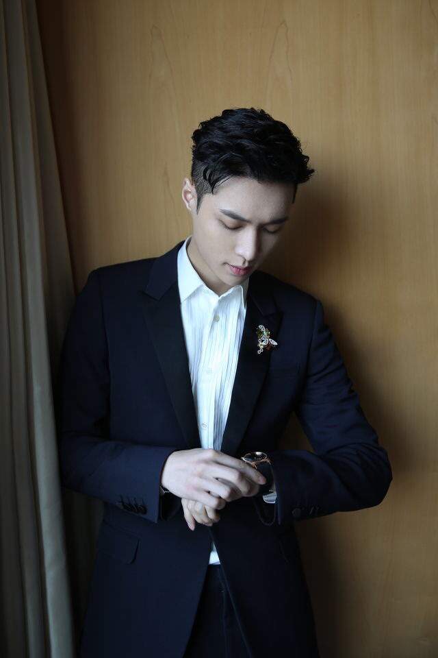 Zhang Yixing | Wiki | K-Pop Amino