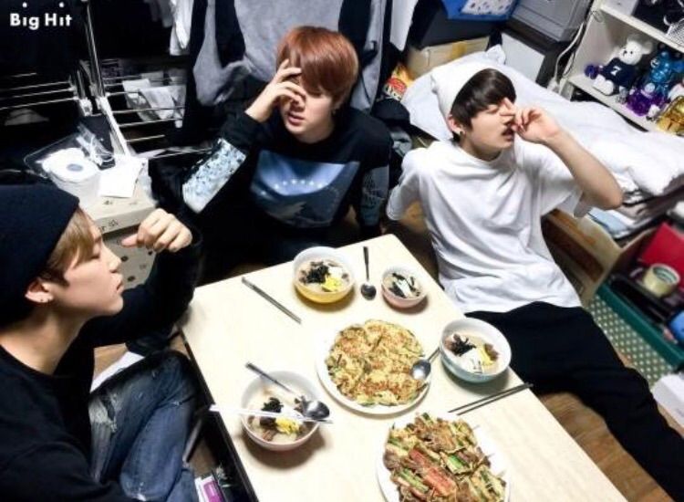 Bts and Food | ARMY's Amino