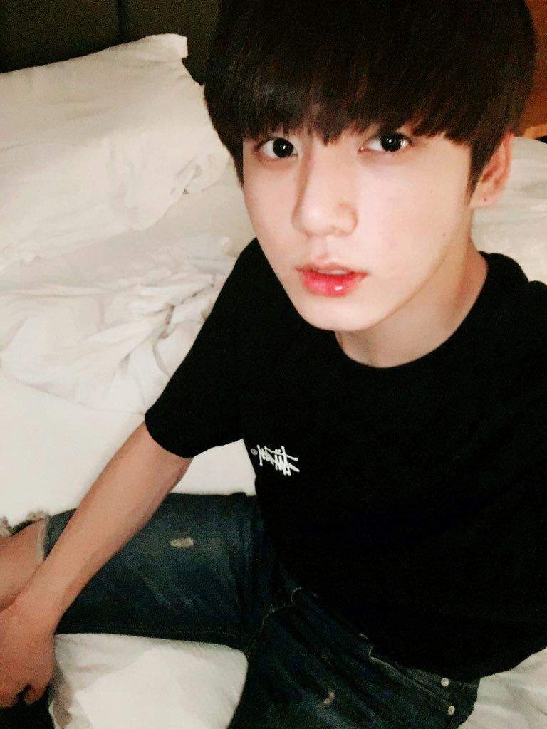 📸 Jungkook Selfies 📸 Wiki Armys Amino