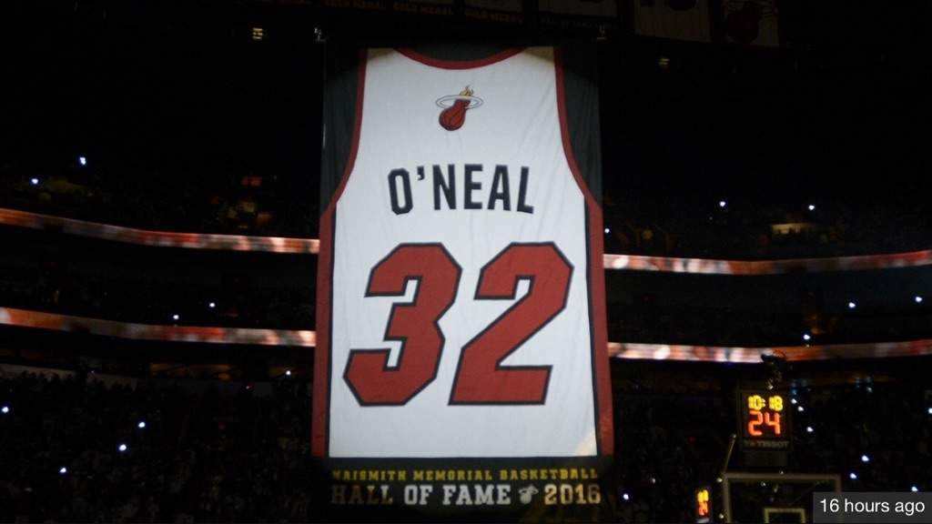 shaq in cleveland jersey