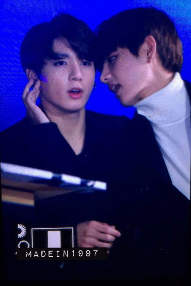 Vkook ♡ hot xD | ARMY's Amino Amino