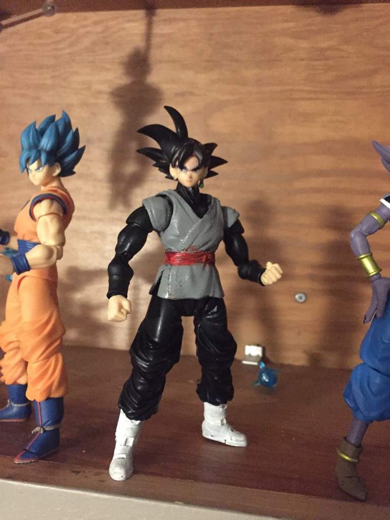 black goku sh figuarts