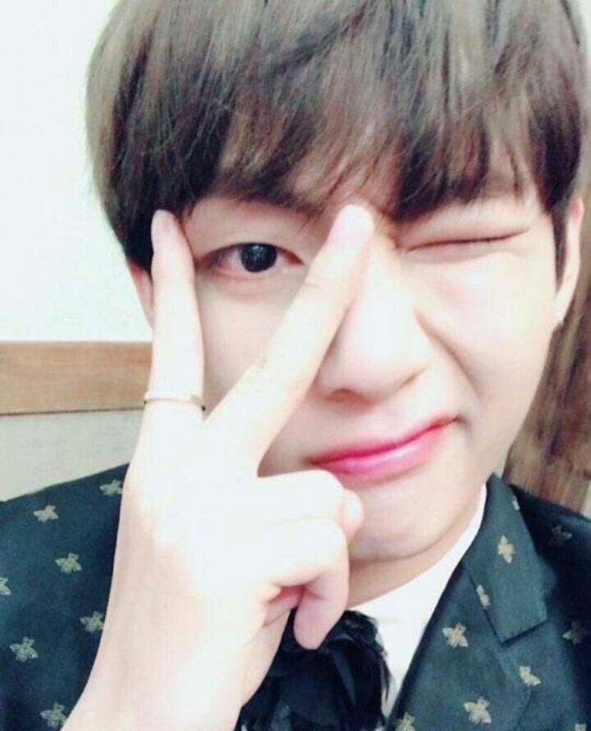 Happy birthday Kim Taehyung | ARMY's Amino