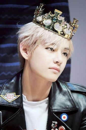 king taehyung | ARMY's Amino