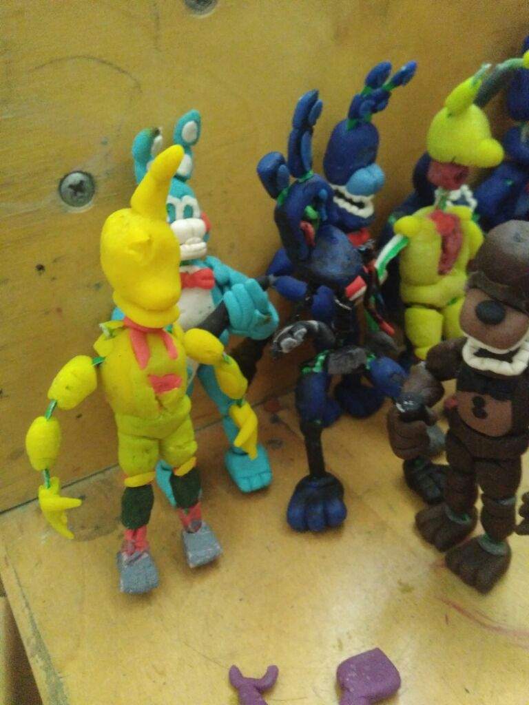 how to make fnaf characters out of clay