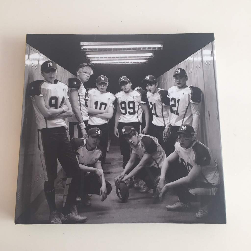 Exo Love Me Right Album Unboxing K Pop Amino