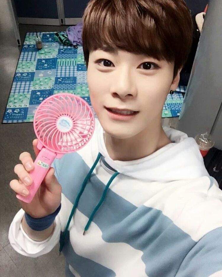 Moonbin Wiki •k Pop• Amino