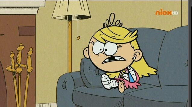 Lola Loud (#spooksquad) | The Loud House Amino Amino