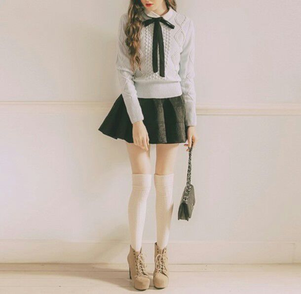 Knee Socks • Outfit Ideas •~ | Korean Fashion Amino