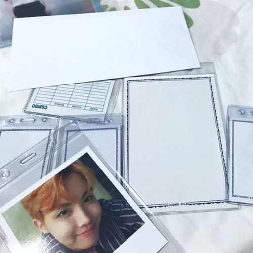 [HOW TO] Photocard care | ARMY's Amino