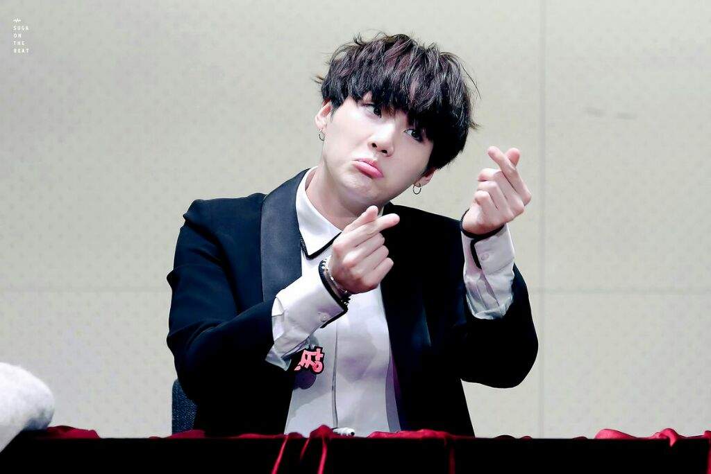 BTS funny faces #1: Suga | ARMY's Amino