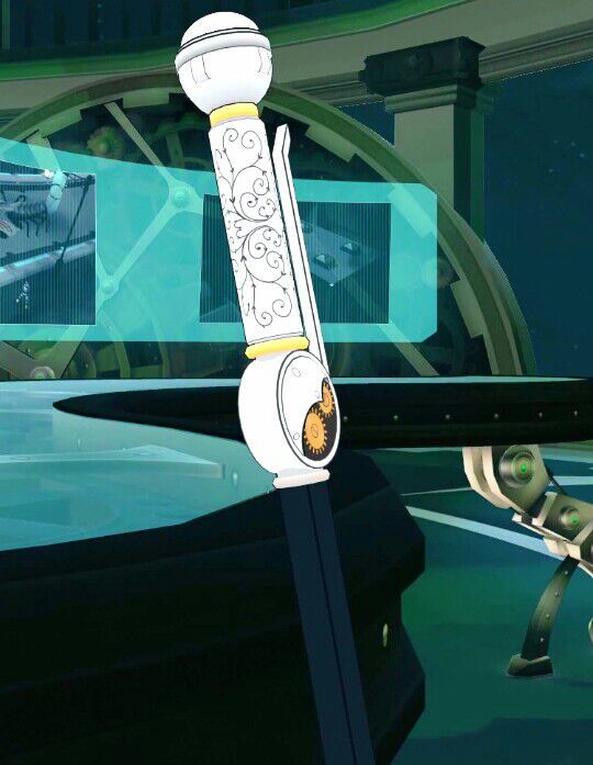 Did Ozpin help forge Qrow's weapon? 