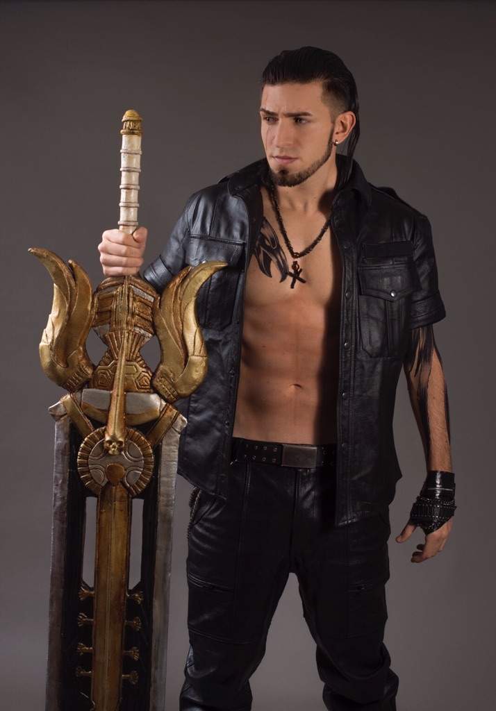 Gladiolus FFXV | Cosplay Amino