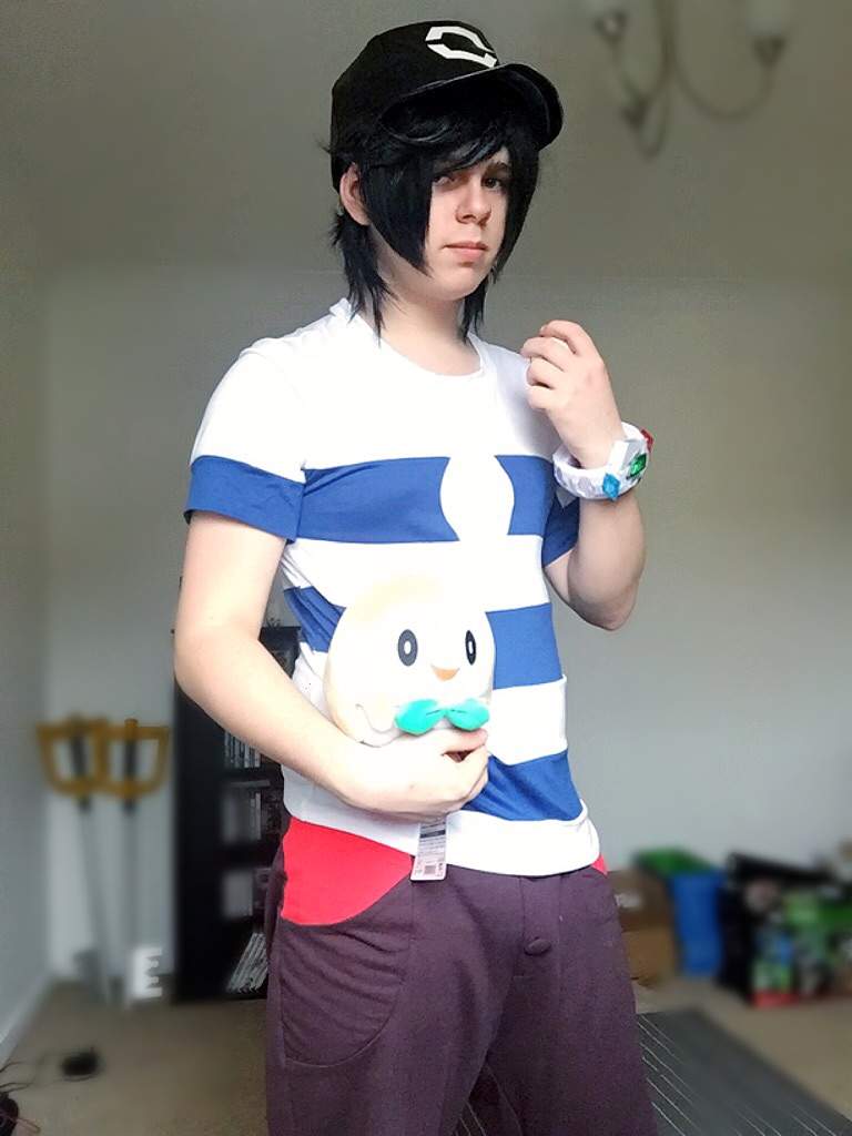 Pokémon Trainer Sun(Elio) Cosplay - Pokémon Sun and Moon | Cosplay Amino