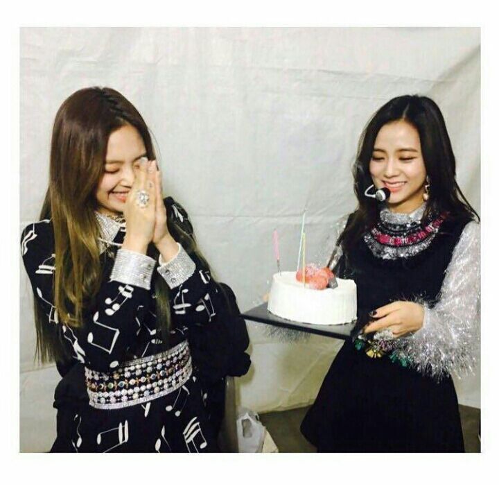 Late Post Jennie Birthday Blink Ë¸”ë§í¬ Amino