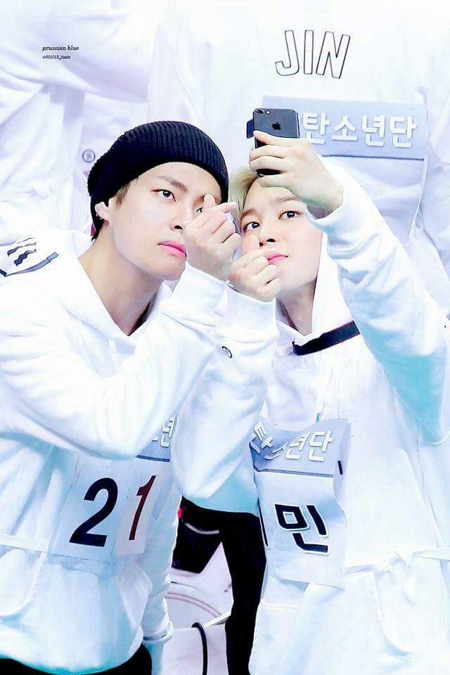 VMIN Selca♕ | ARMY's Amino