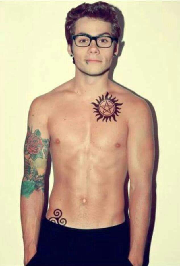 Dylan O'Brien with tattoos Teen Wolf Amino