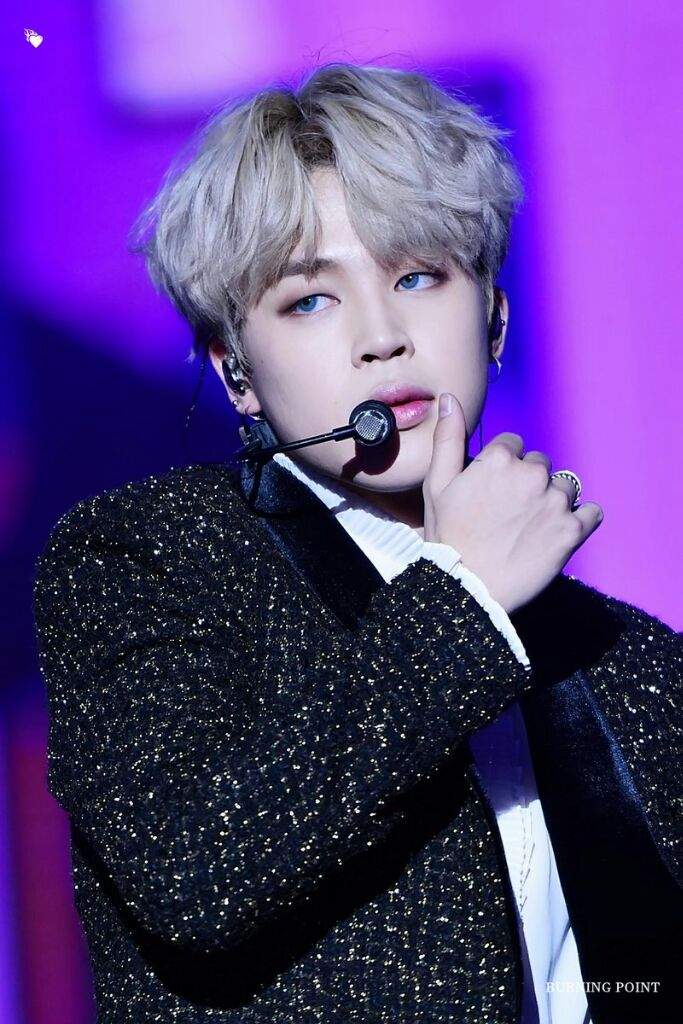 Do you prefer Jimin with or without contact lenses? | Park Jimin Amino