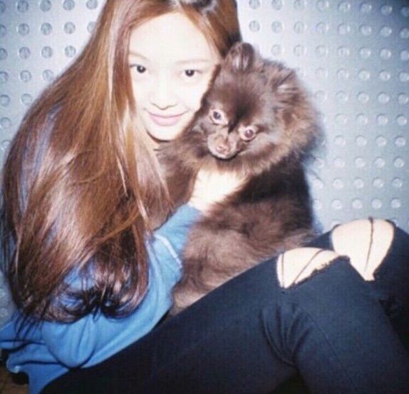 [UNSEEN] Jennie & Kuma | BLINK (블링크) Amino - 574 x 552 jpeg 46kB