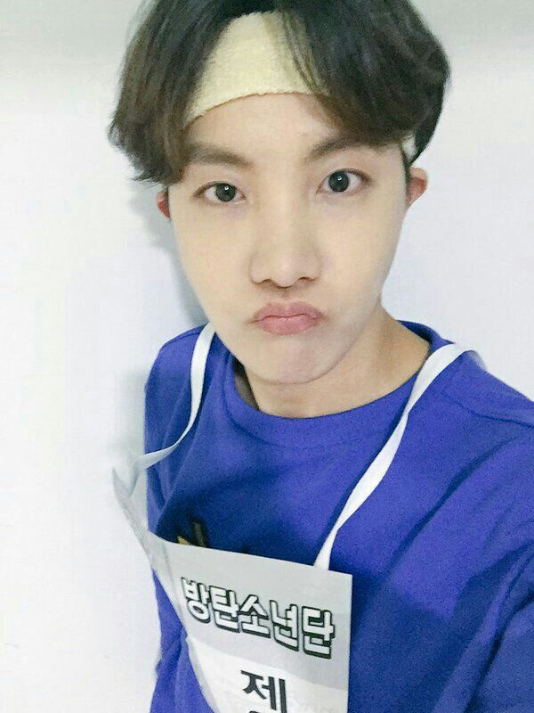 HOSEOK SELCA APPRECIATION | ARMY's Amino