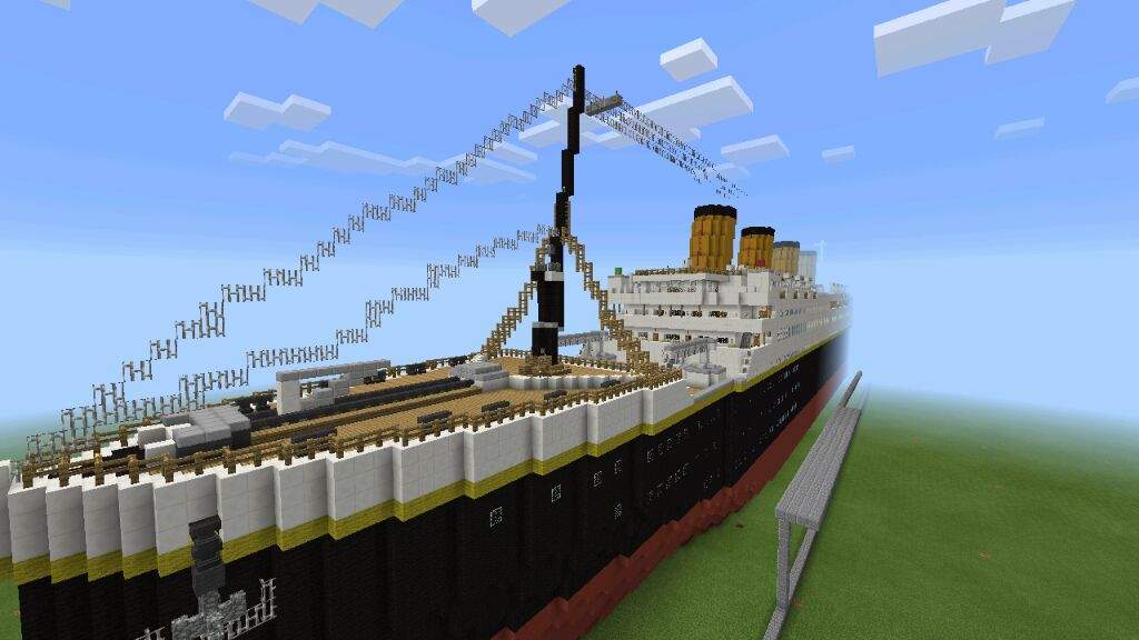 ⭐Titanic Build! ~ Old builds | Minecraft Amino
