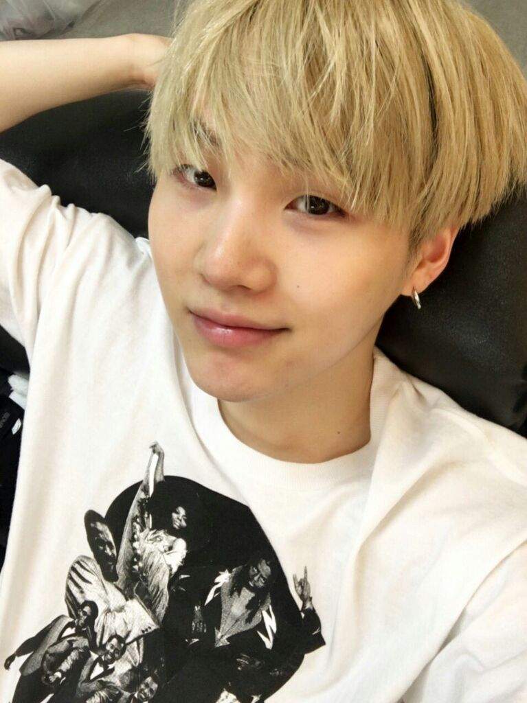 🔹Yoongi Selca🔹 | Genius Yoongi Amino