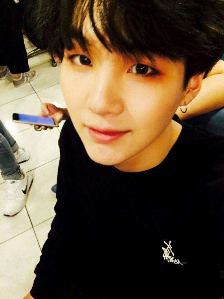 🔹Yoongi Selca🔹 | Genius Yoongi Amino