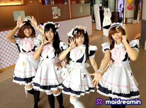 Maid Café~! ☕ | Kawaiinia ? Amino