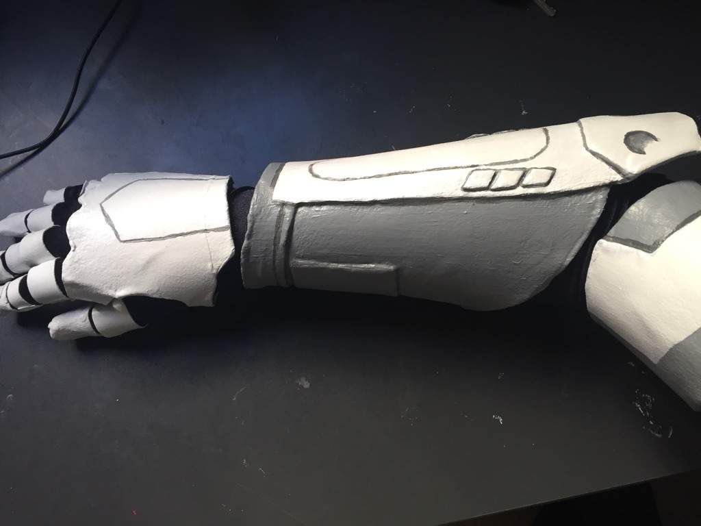 Yang Xiao Long robot arm | Cosplay Amino