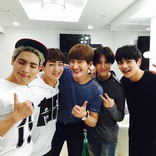 Shinee And Suju 5hinee 샤이니 Amino