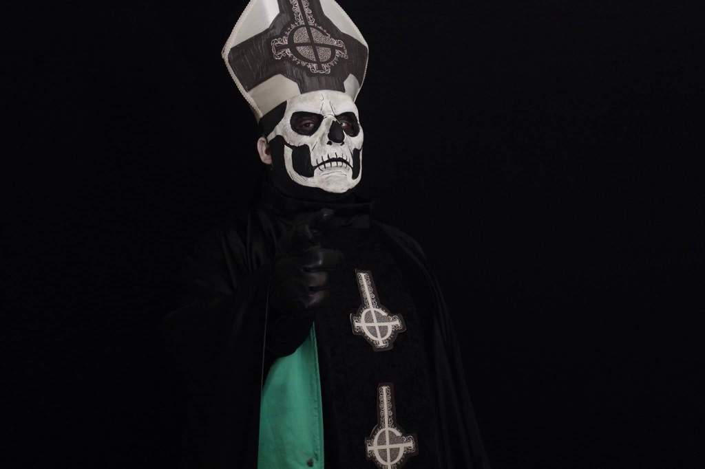 papa emeritus 2 hat