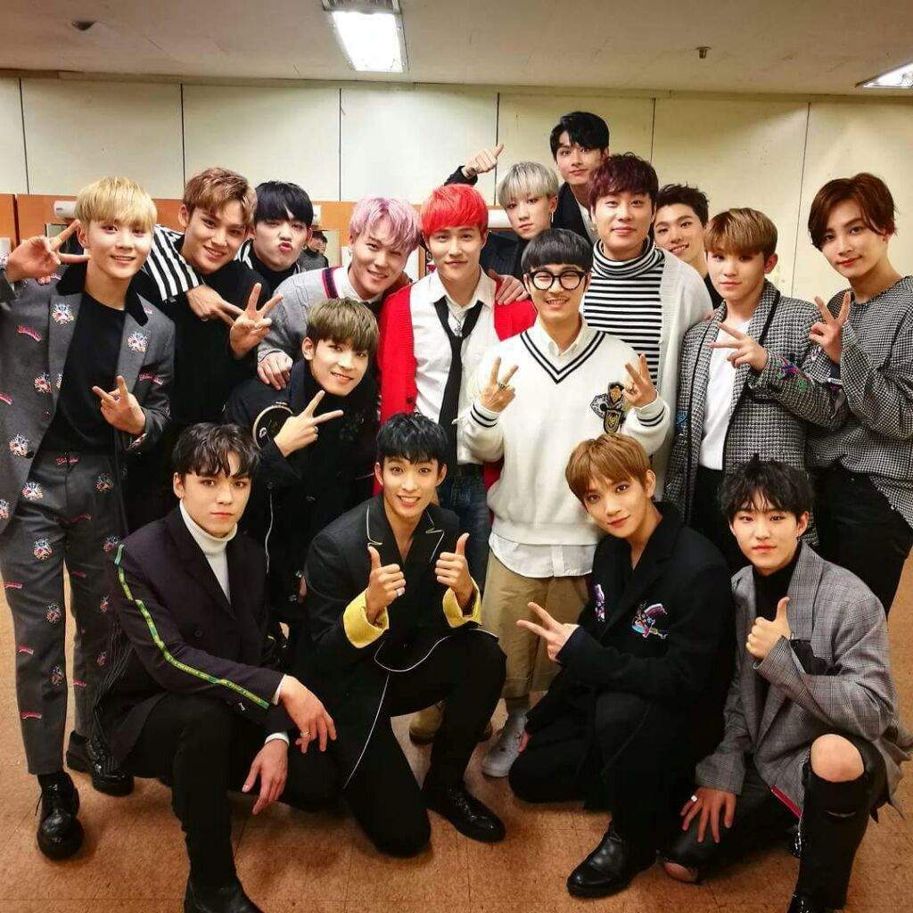 [Instagram Update] Ulala Session's Kim Myunghoon with Seventeen - 2/2