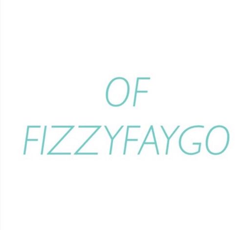 Fizzyartist Roblox Amino - the many outfits of fizzyfaygo roblox amino
