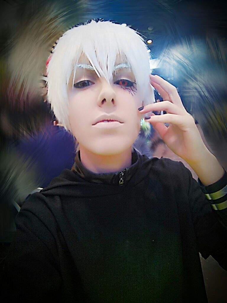 Shironeki cosplay  white hair kaneki Ghoul Amino