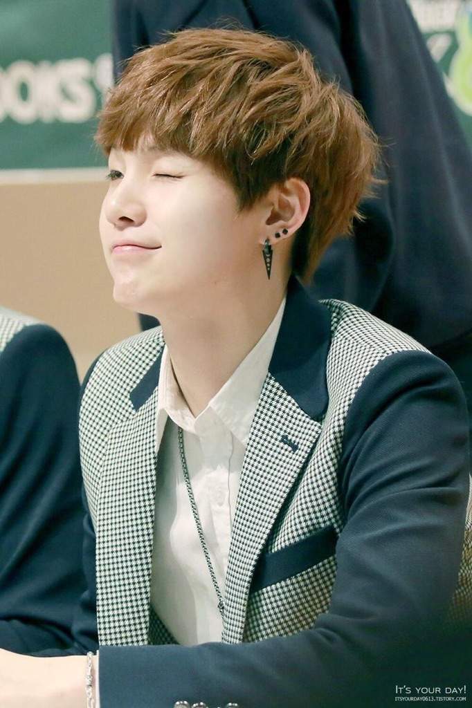 { Bias Challenge : Yoongi } | ARMY's Amino