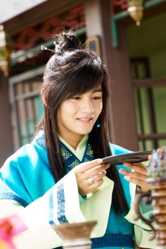 Best Actor KIM TAEHYUNG!!! | ARMY's Amino