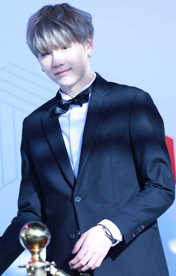 Min Yoongi In Suit😍 | ARMY's Amino