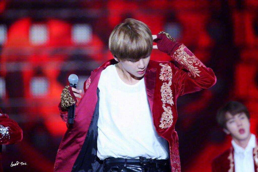 Vkook 18/02/2017 pics | V K O O K Amino