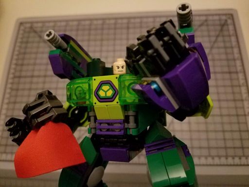 Lex Luthor's Warsuit Mk. 2.5 | LEGO Amino