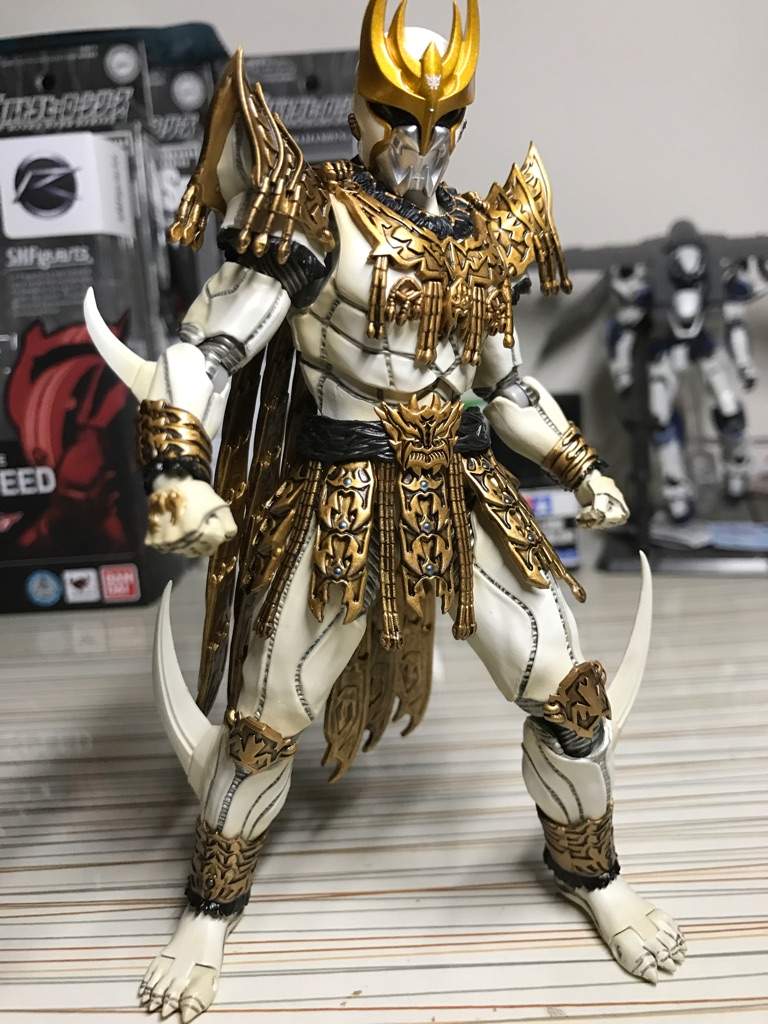 Shf真骨雕未确认生命体0号 假面骑士kuuga 究极黑暗 Toys Amino