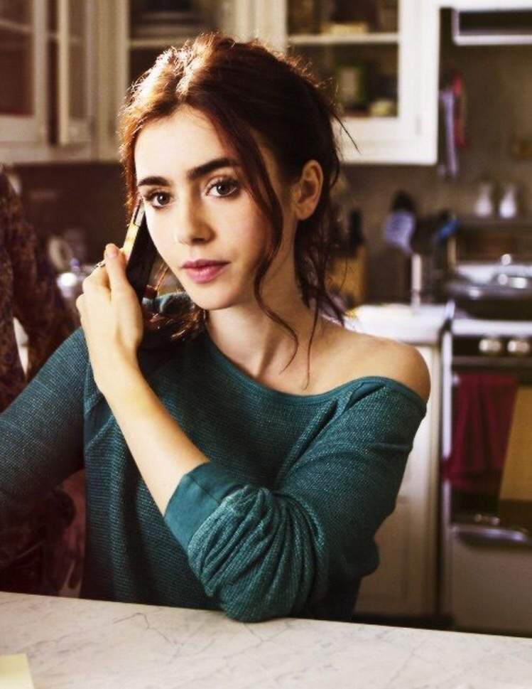 Lily Collins | Wiki | Shadowhunters Amino