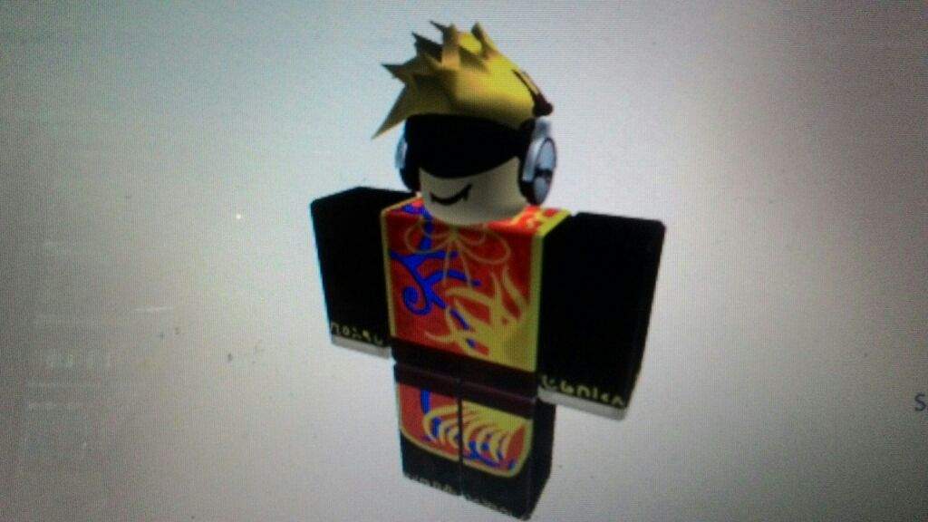 I Ve Made Cool Shirt And Pants Roblox Amino - cool roblox pants pictures