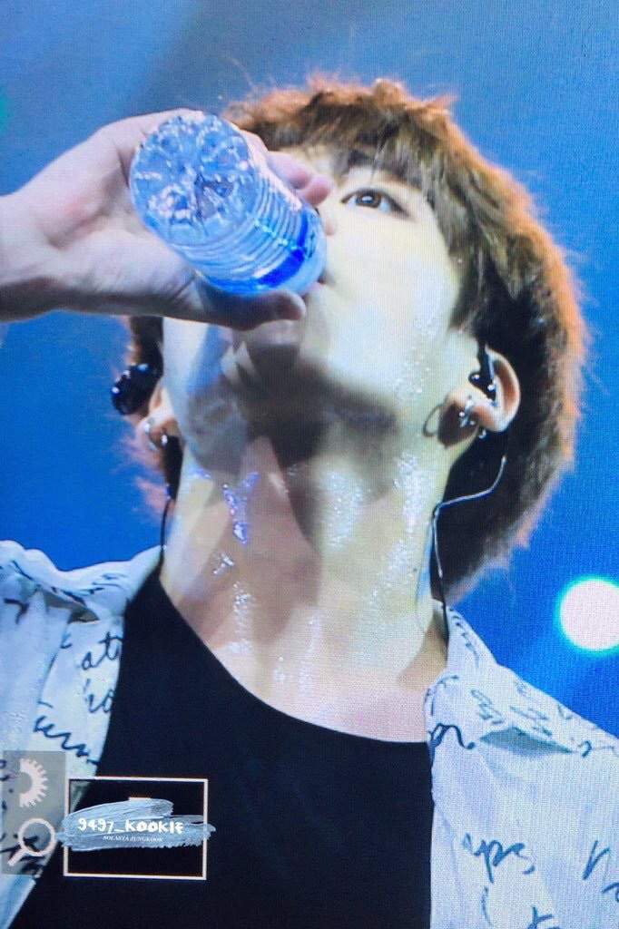 Pictures of BTS drinking water (part 2) | ARMY's Amino