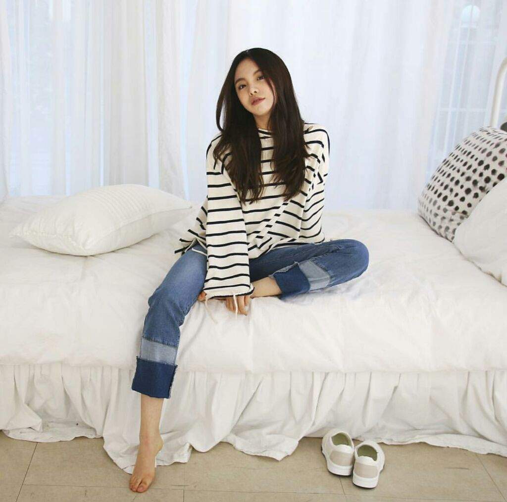 Jhope's sister Jung Jiwoo and Her Kfashion | Korean Fashion Amino