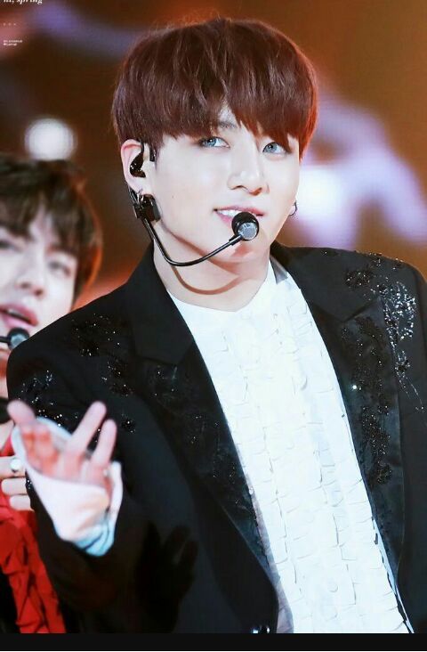 Jungkook with blue contacts(21 pics) | Jeon Jungkook 전정국 Amino