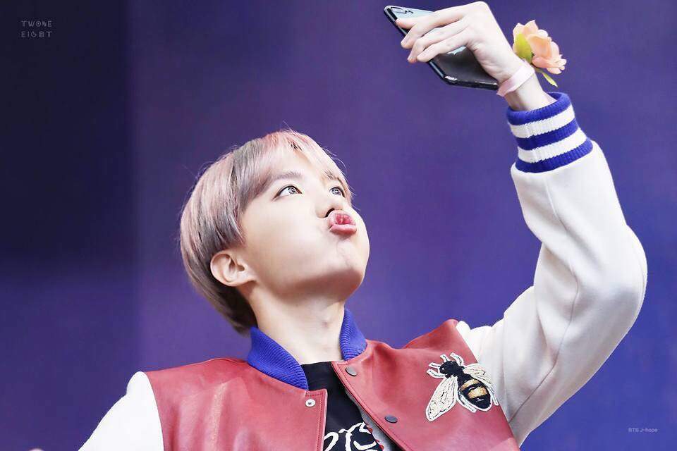 BTS JHOPE FAN SIGN YNWA [170224] | ARMY's Amino